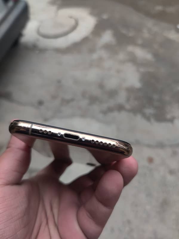 Iphone XS 64gb With Box FU Non PTA 5