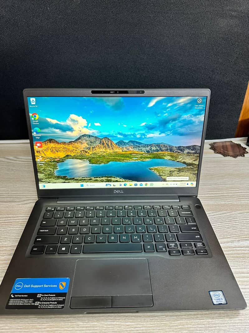 DELL Latitude 7300 0