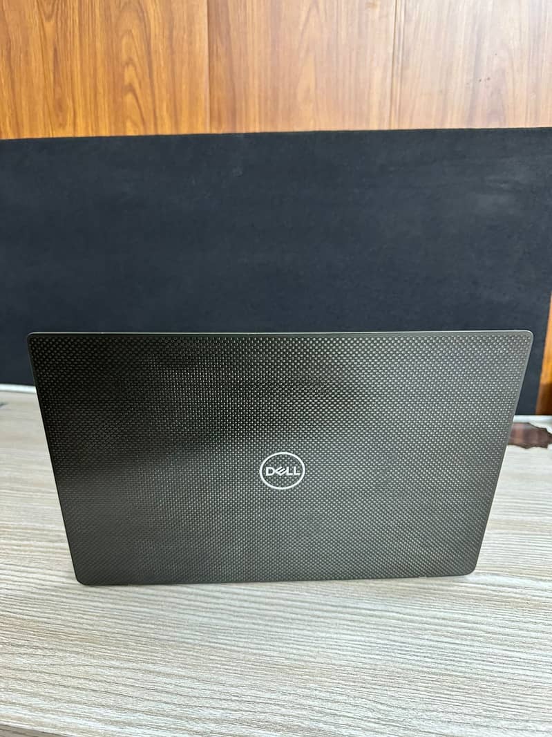 DELL Latitude 7300 6