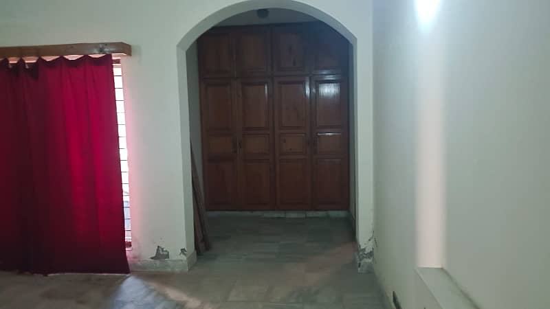 1 Kanal Lower Portion Is Available For Rent In Dha Phase 1 Near Main Ghazi Road 6