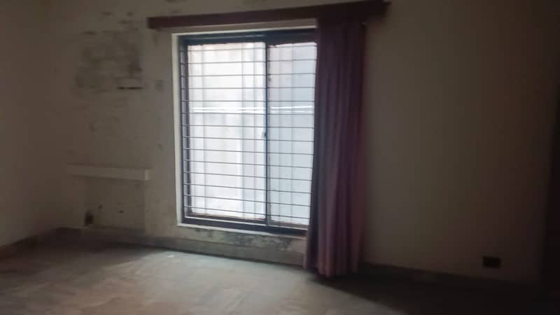 1 Kanal Lower Portion Is Available For Rent In Dha Phase 1 Near Main Ghazi Road 7