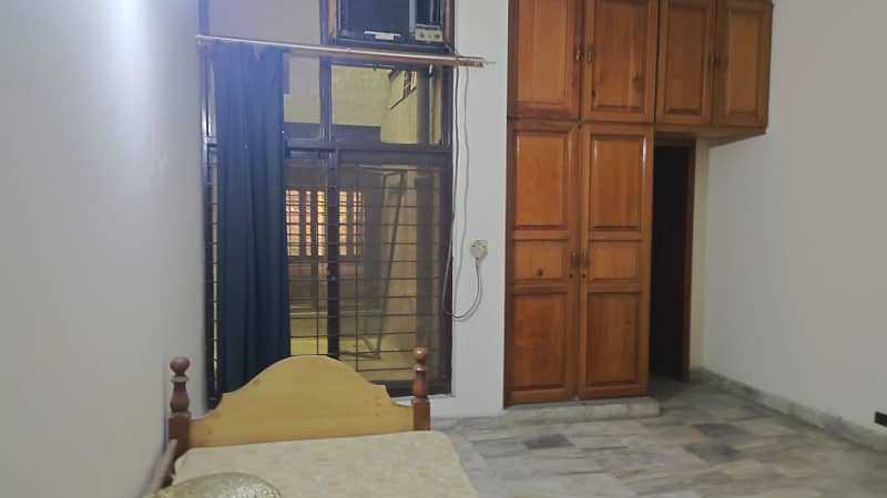 1 Kanal Lower Portion Is Available For Rent In Dha Phase 1 Near Main Ghazi Road 12