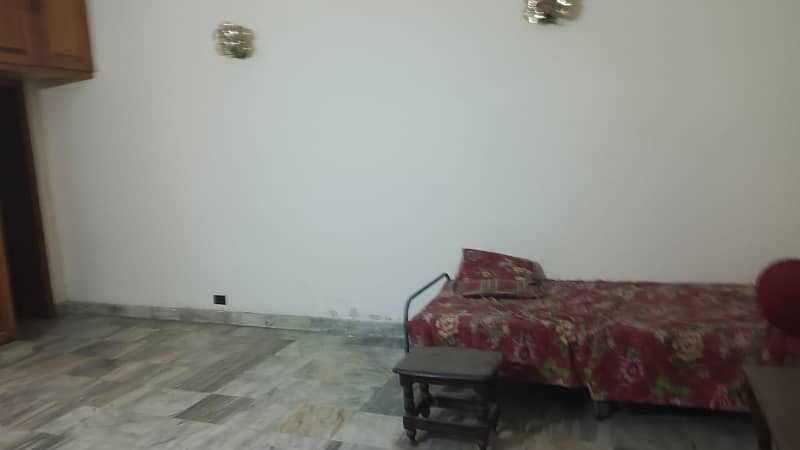 1 Kanal Lower Portion Is Available For Rent In Dha Phase 1 Near Main Ghazi Road 15