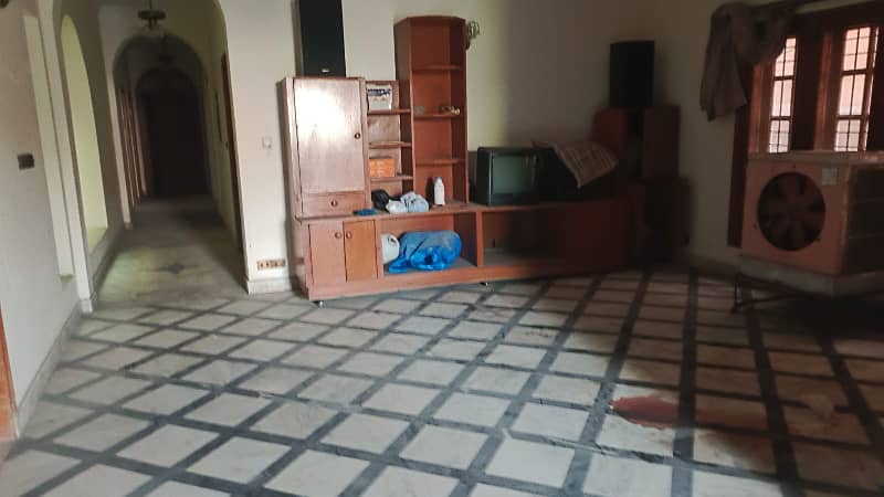 1 Kanal Lower Portion Is Available For Rent In Dha Phase 1 Near Main Ghazi Road 20