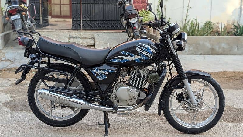 suzuki Gs 150 se 2018 just 2500 km driven 0