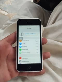 iphone 5c 16gb non pta 3 months sim time available