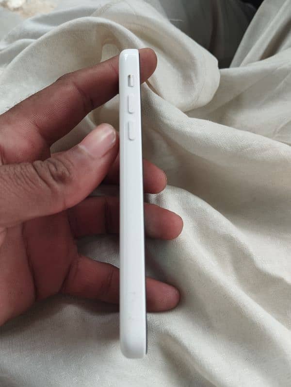 iphone 5c 16gb non pta 3 months sim time available 1