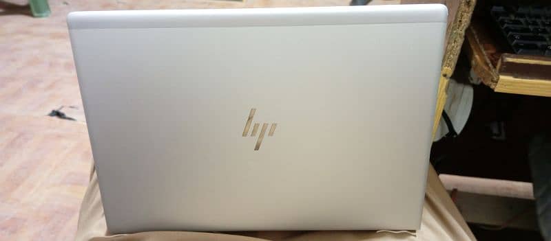 HP EliteBook 840 G5 - i5 8th Gen, 8GB RAM, 256GB SSD, 10/10" 2