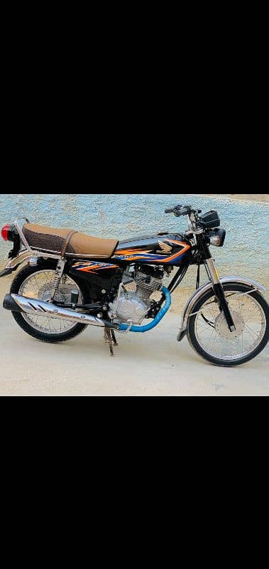 Selling Honda CG 125 2018 model 2