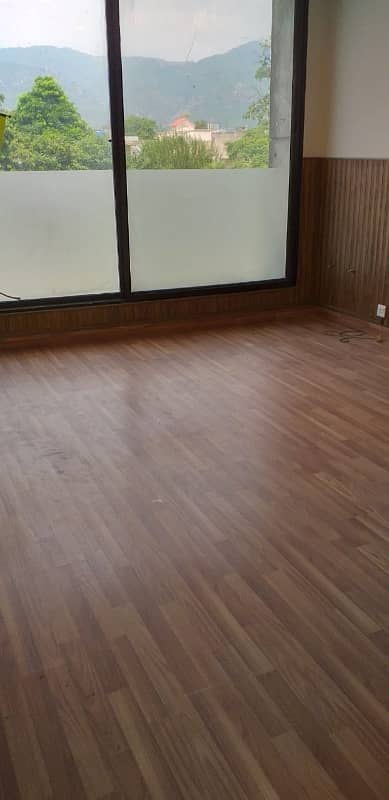 Ise Tower Office Space For Rent 8