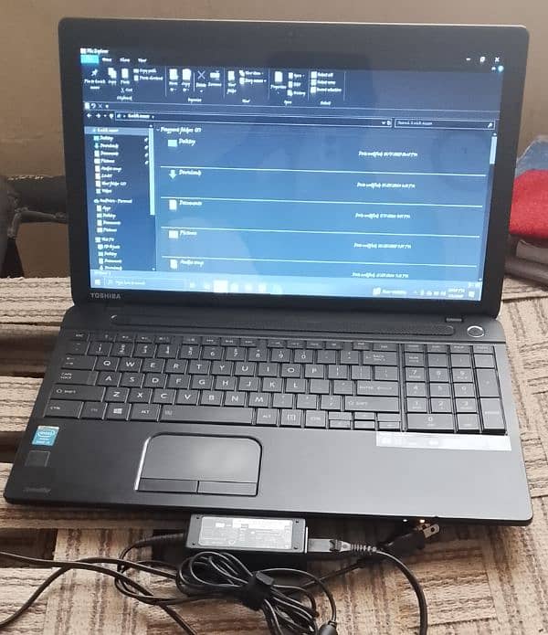 laptop(Toshiba) 2