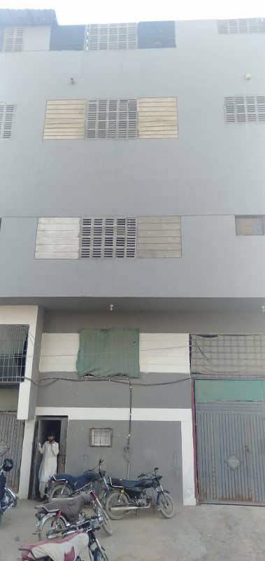 Mezinine floor for rent 8