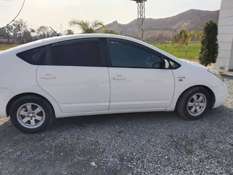 Toyota Prius 2010 3