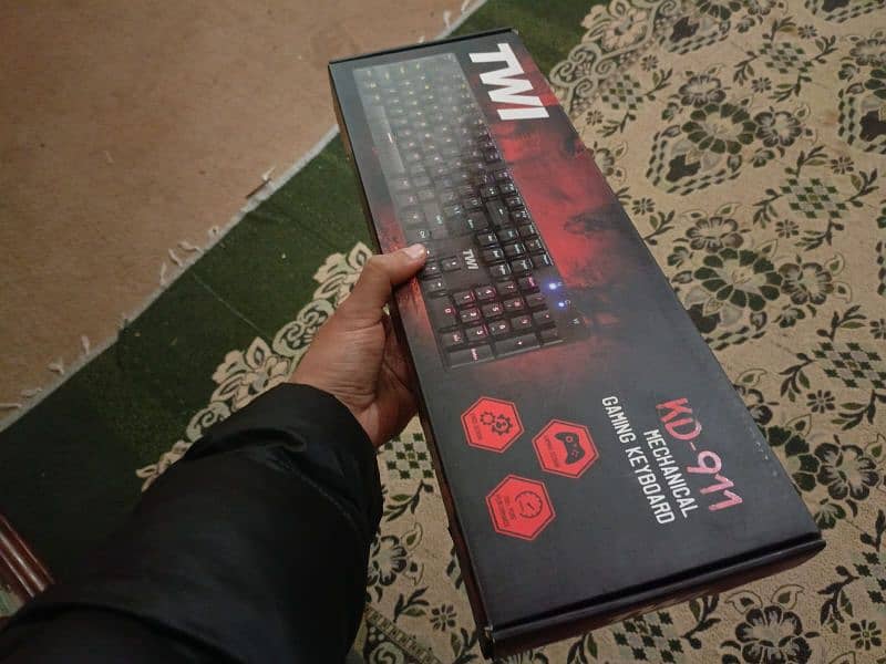 TWI KD-911 RGB Gaming Mechanical Keyboard 1