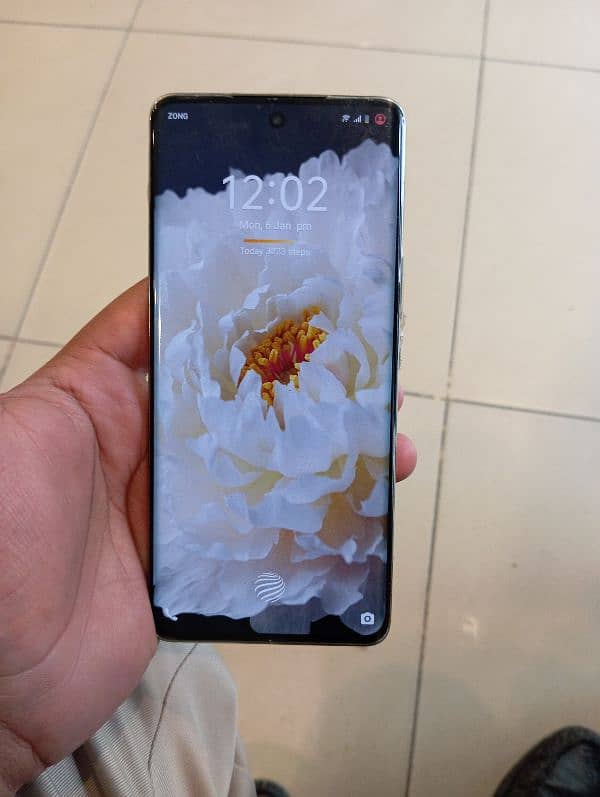 Vivo V 40 E 5