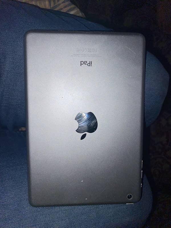 Ipad Mini 2 9/10 condition 16 gb 2