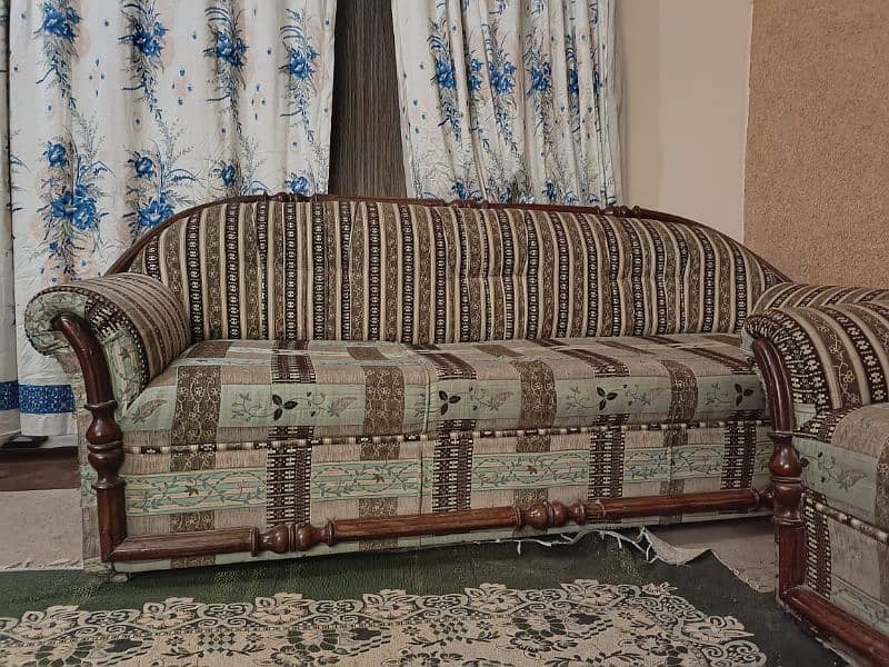 5 Seater wooden sofa set 0