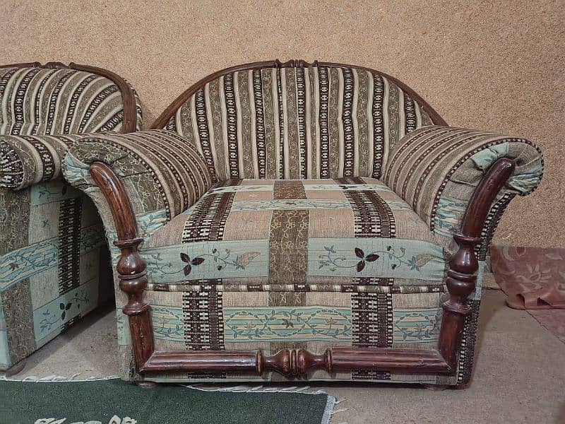 5 Seater wooden sofa set 1