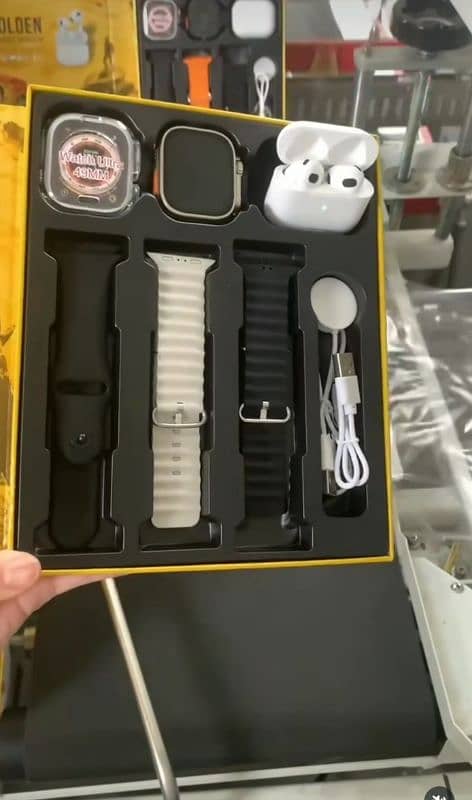 Dunspin jorekoko 3 in 1 smartwatch airpods  ( free delivery) 4