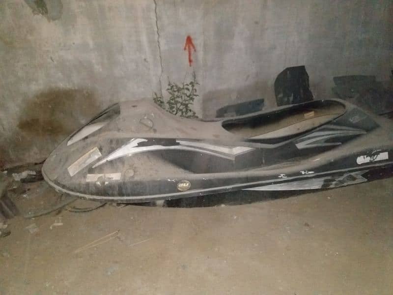 jetski Yamaha 650cc on 7