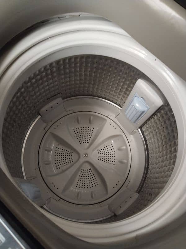 Haier 9kg Automatic Washing machine for sale 2