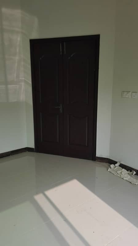 17 Marla 04 Bedroom Near To Park Brigadier House Available For Rent In Askari-10 Sector-F Lahore Cantt 6