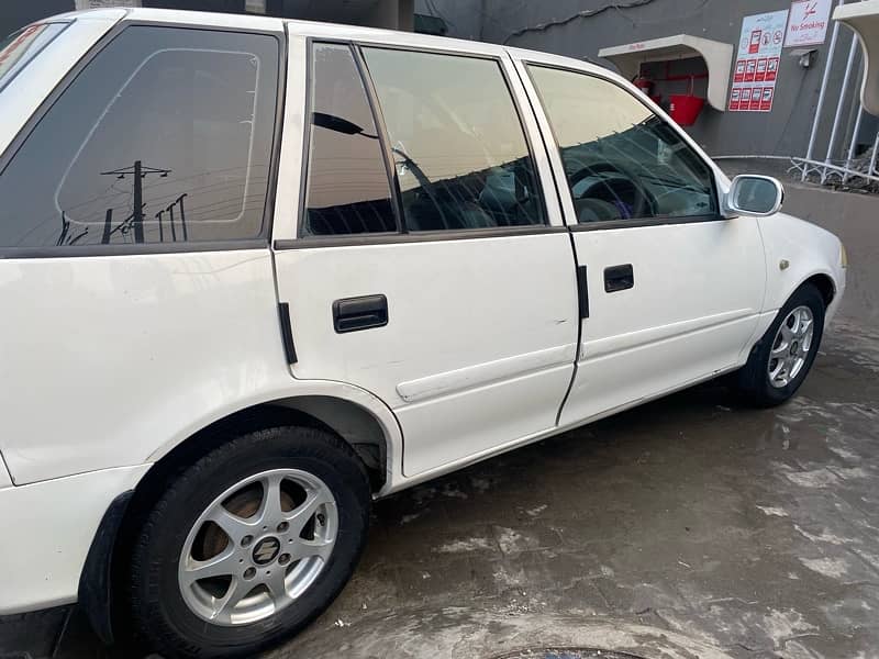 Suzuki Cultus 2016 1