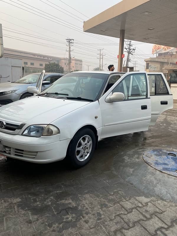 Suzuki Cultus 2016 2