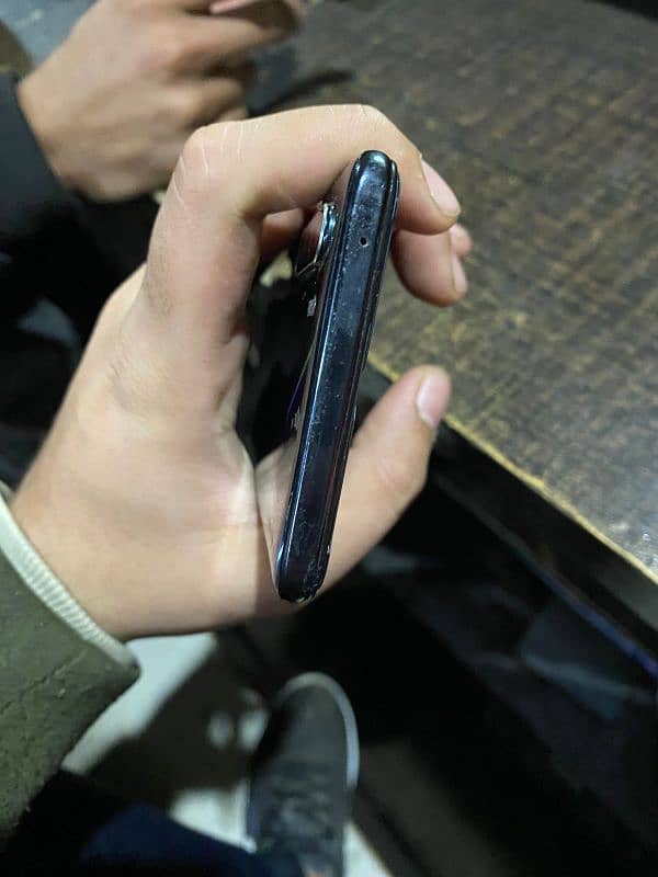 OPPO Reno 3 5