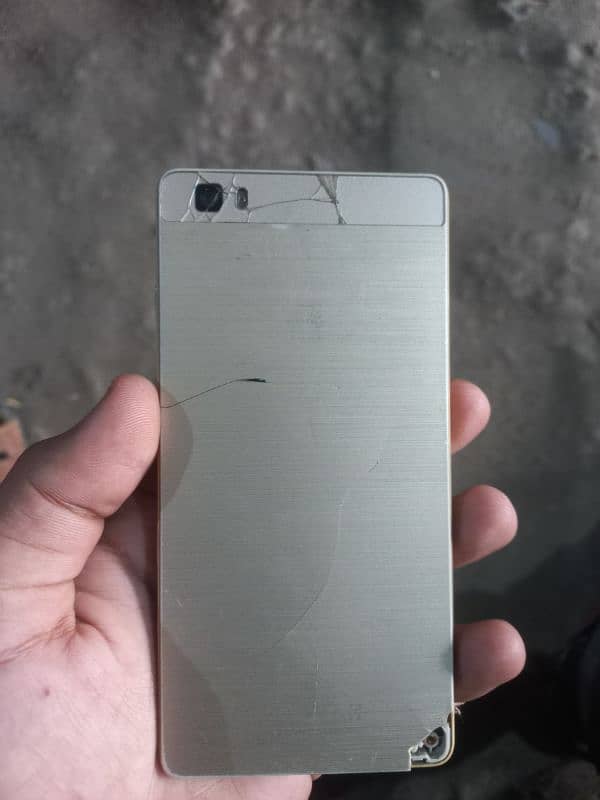 Huawei p8 lite for sale (read add) 1