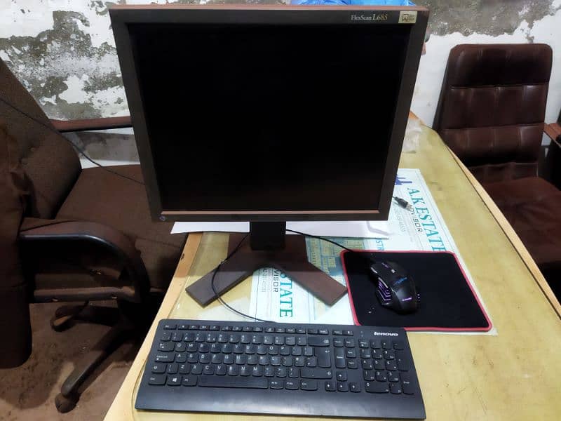 lcd 19 inch , gaming mouse , keyboard 5