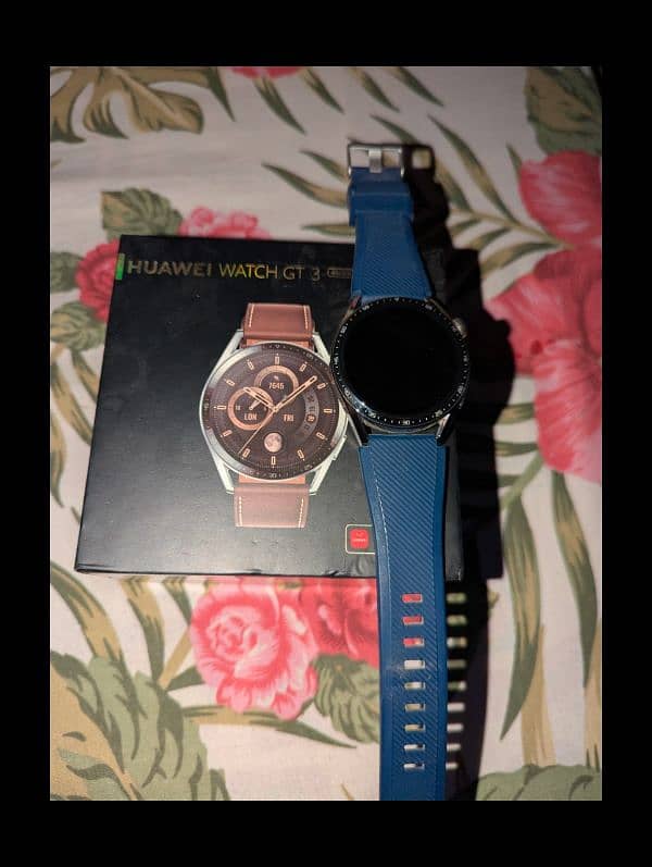 Huawei Gt 3 watch ( just like brand new) with box and extra 2 straps 1