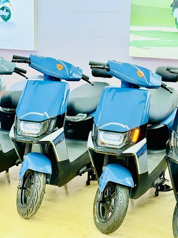 Yadea Scooty Ruibin Model / Electric Bike /Scooter /EV Evee Metro Aima 2