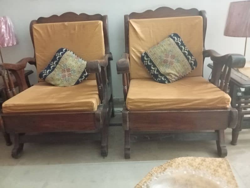 5 seater wooden sofa set 4