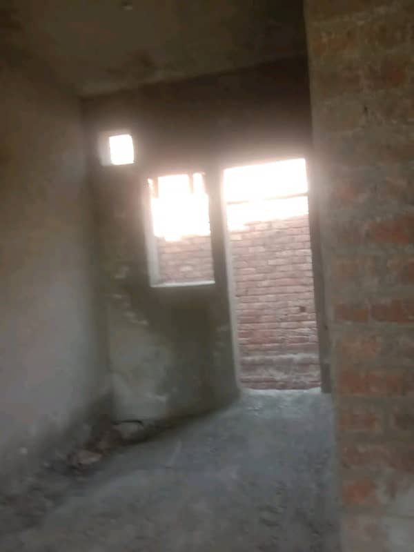 5 Marla Single Story Gray Structure House For Sale In R-Block Khayaban e Amin Society Lhr. 2