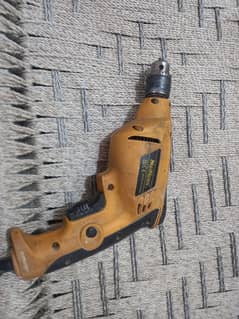 Drill machine good condition for sale home used 0321///512///0593