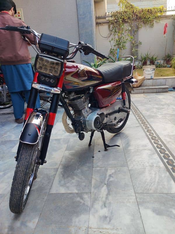 Honda 125 19 model 3