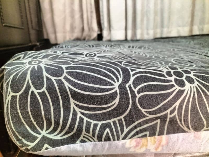 king size mattress for urgent sale 2