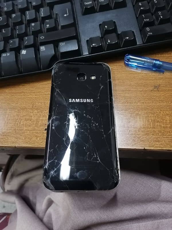 samsung a520 32gb 4