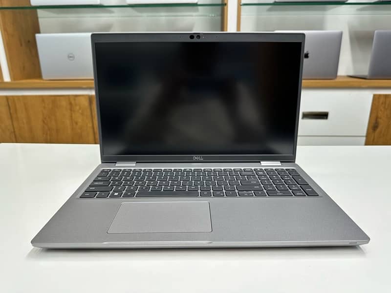 DELL PRECISION 3561 ( CORE-i7  11th Gen ) 16 GB RAM-256 GB SSD 2