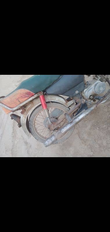 Honda CD 70 3