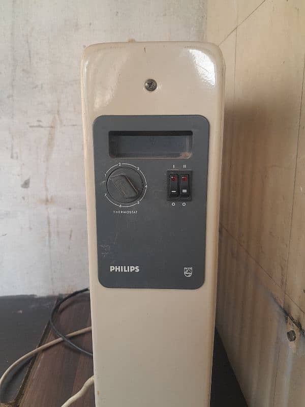 original Philips oil fin's electric heater in excellent condition 0