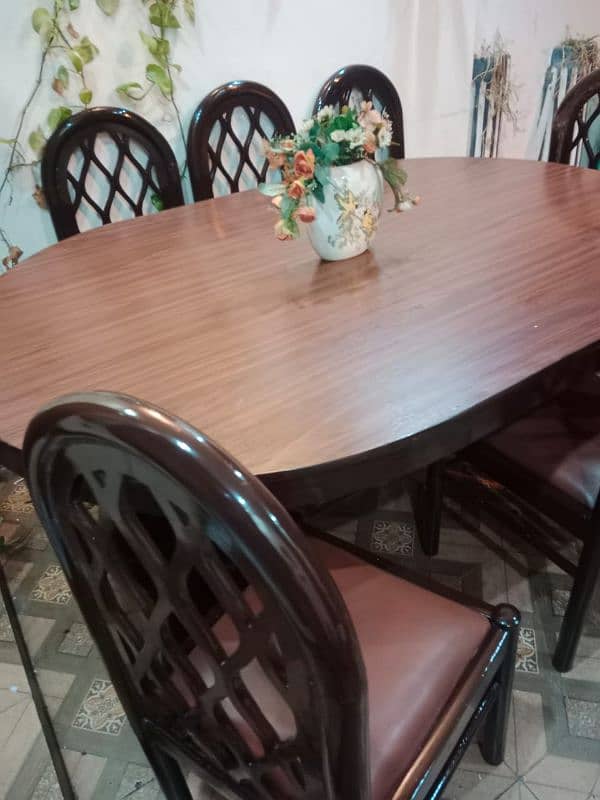 Dinning table with 6chairs 4