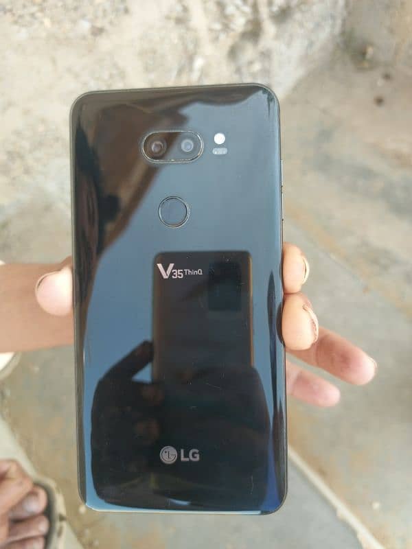 LG v35 thinq 03113830556 7