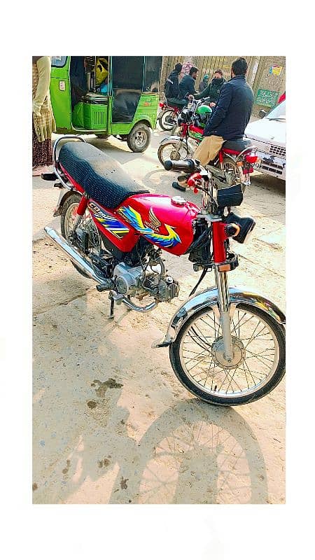 Honda 70 good condition. 2