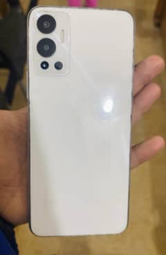 infinix hot 12 128 gb or 8+5 ram