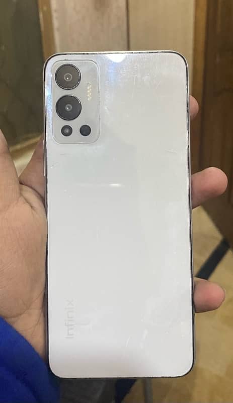 infinix hot 12 128 gb or 8+5 ram 2