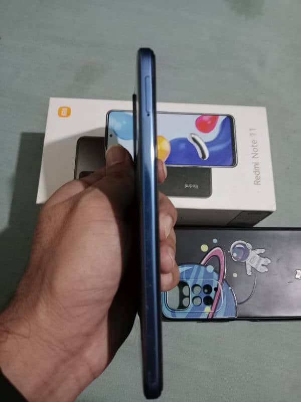 Redmi Note 11 ( 6 - 128 GB ) With Box & Charger 2