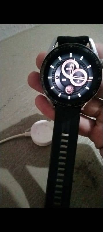 HW 28 Smart Watch 1