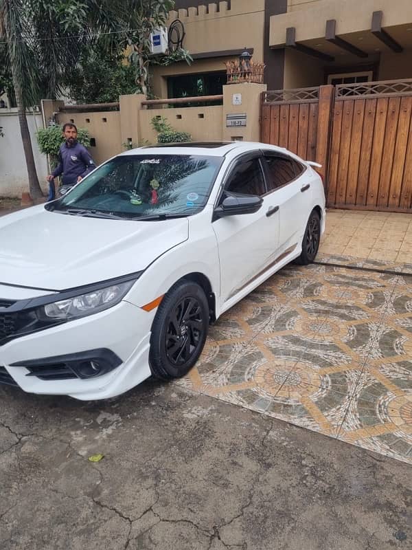 Honda Civic 2018 6